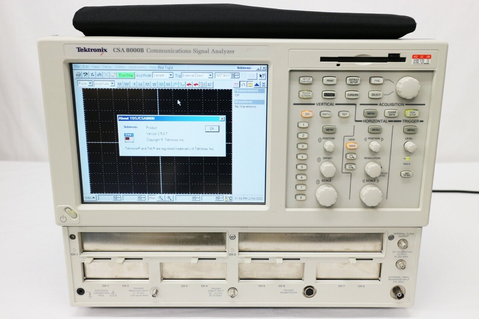 Tektronix CSA8000B Communication Signal Analyzer main Frame