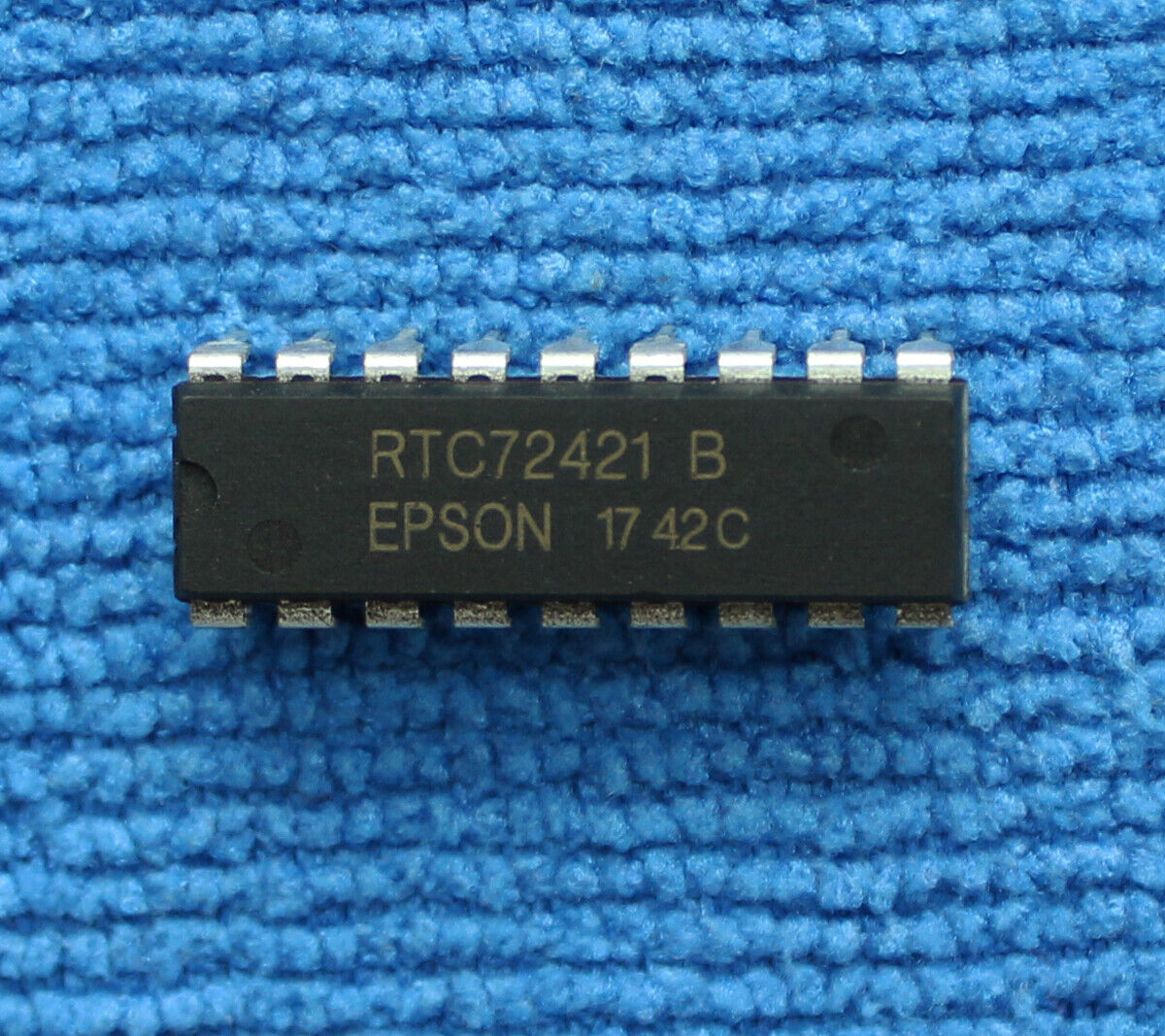 5pcs RTC72421B RTC72421 RTC72421 B Integrated Circuit IC DIP-18