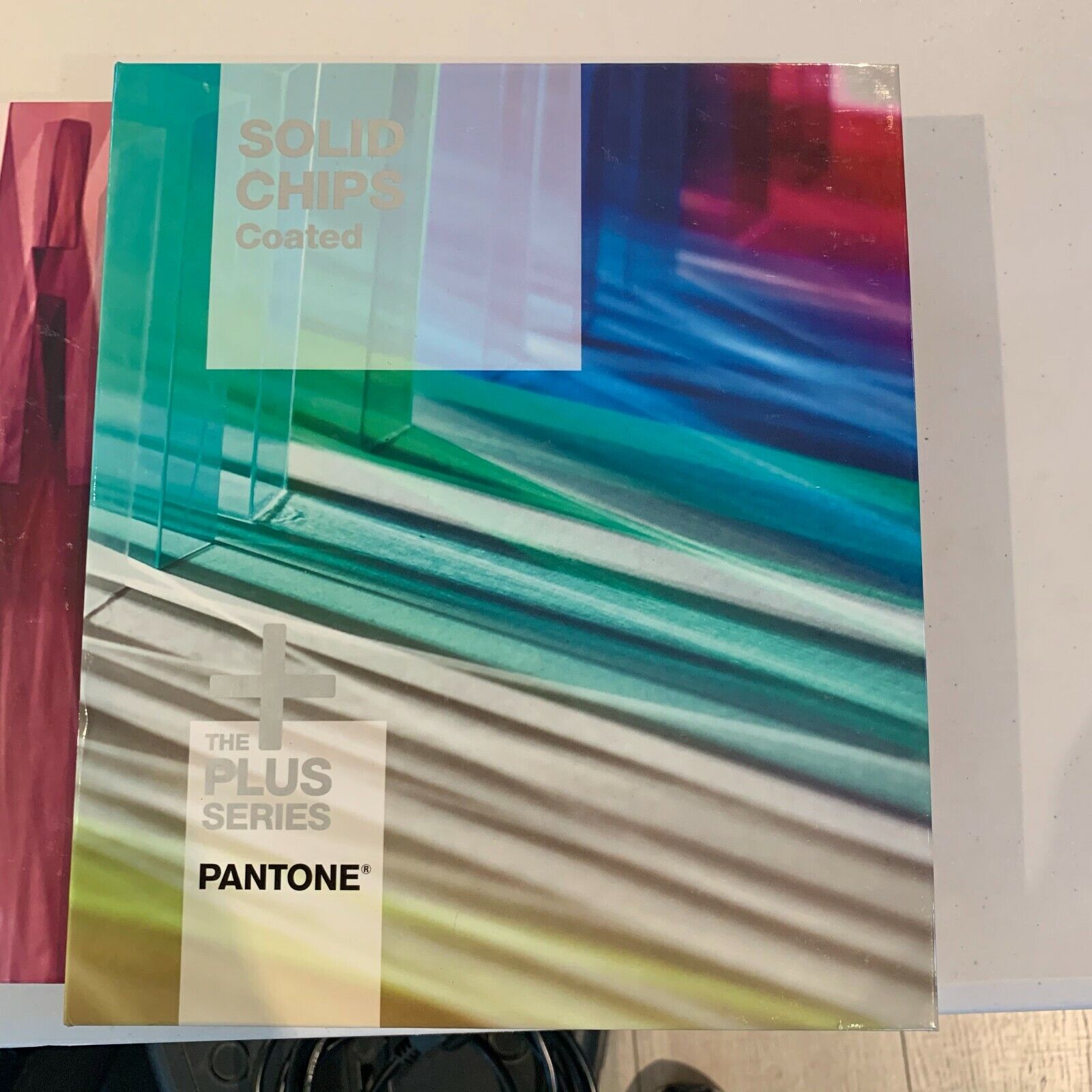  PANTONE GP1503 Plus Series Solid Chips, 2 Book Set