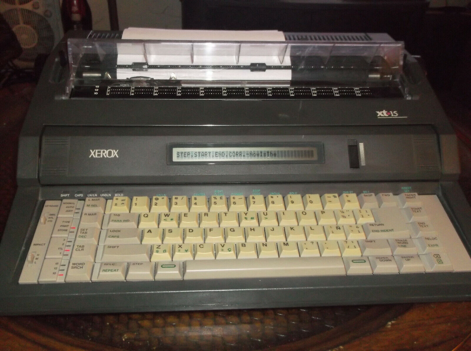 Xerox Heavy-Duty Office Typewriter Word Processor With Memory Xerox Model XT-15 