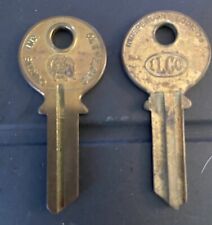 Set of 2 Vintage 1023 / CL1 Keys for Clinton 1 Ilco and 1 Curtis picture