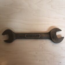 Vintage BERYLCO W106 Non Spark Open End Wrench Little Used 1” 1 1/8” picture