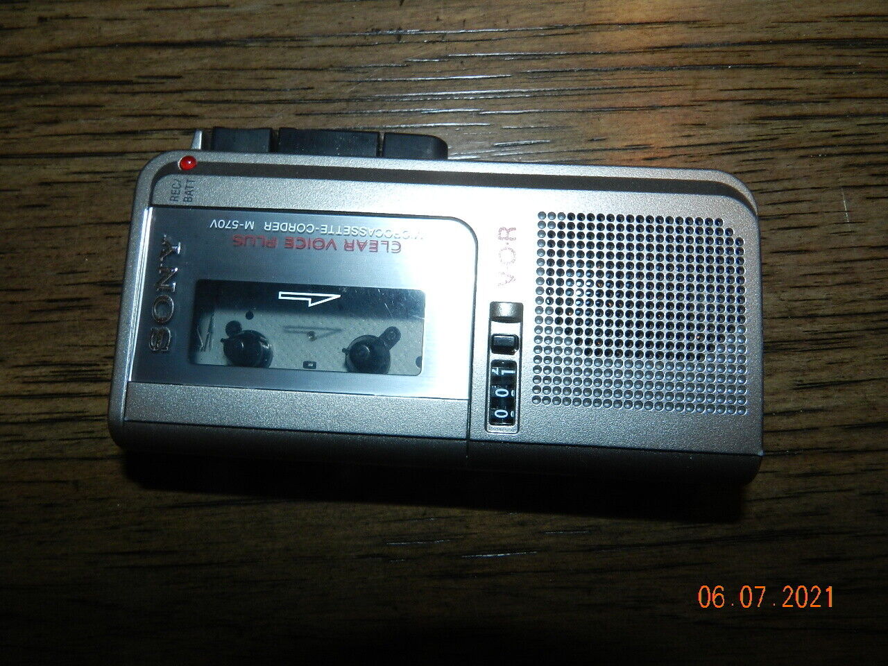 Sony M570V Micro Cassette Tape Voice Recorder - VGC (M-570V)