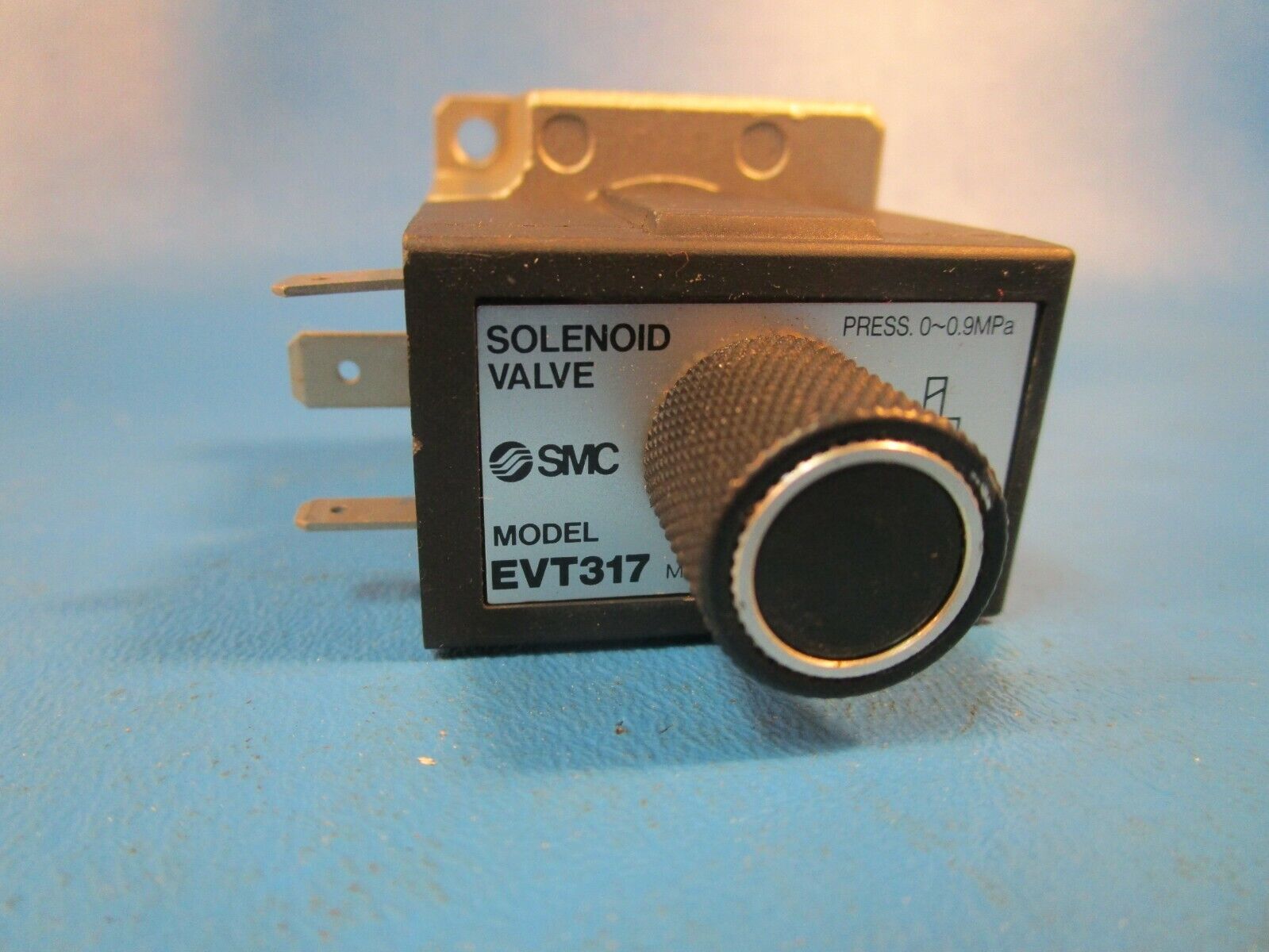 SMC EVT317 Solenoid Valve, 3 Pole