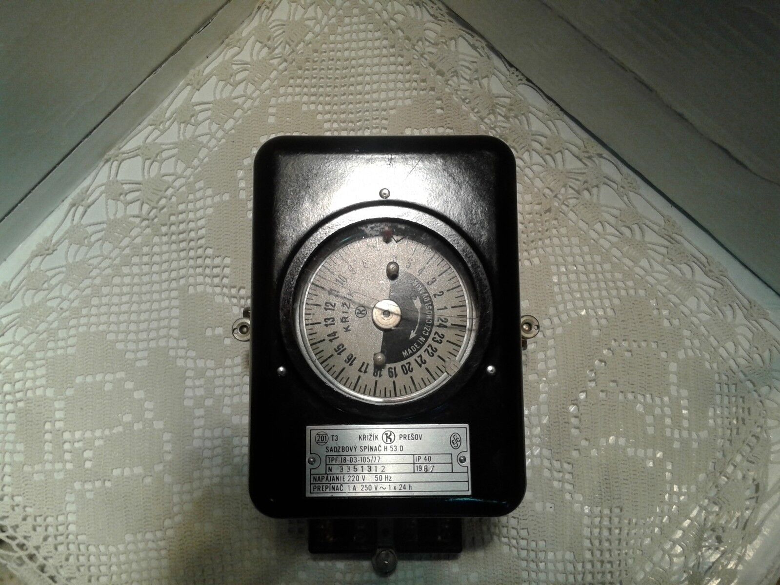 vintage electric meter-SZECHOSLOVAKIA