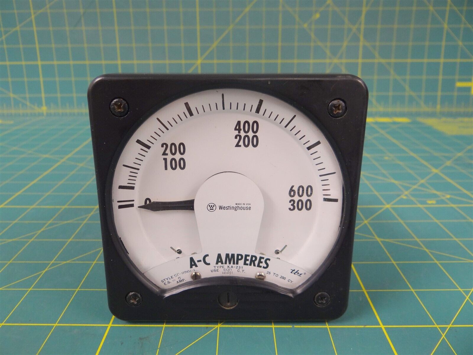 Westinghouse KA-231 Ammeter  Style ST-11981-1   0 to 300 / 0 to 600 A.C. Amperes