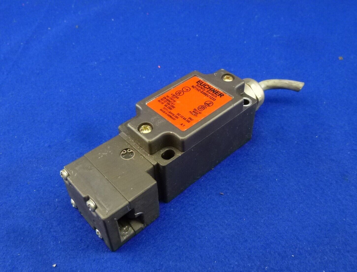 EUCHNER Safty Switch Safety Switches NZ1VZ-538EC1233/6A 24V