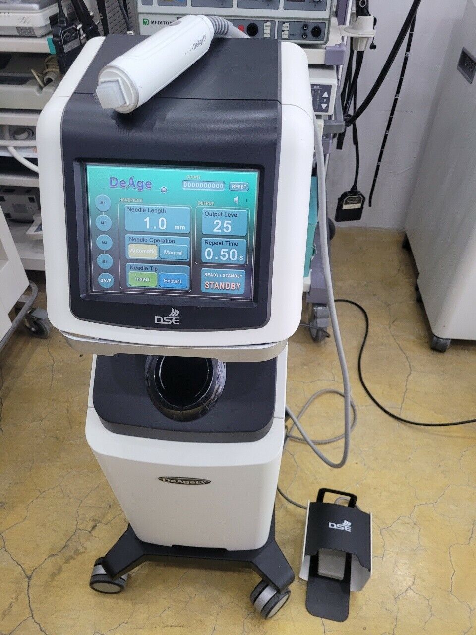 2,700($ USD) Used RF Needle Therapy  DeAge-EX Fractional Radio Frequency device
