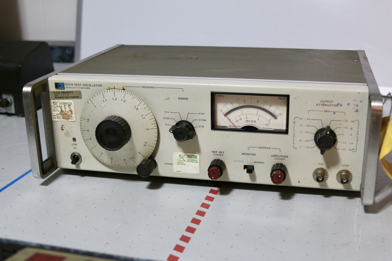 Vintage HP 652A Test Oscillator Hewlett Packard 10Hz-10Mhz - USN