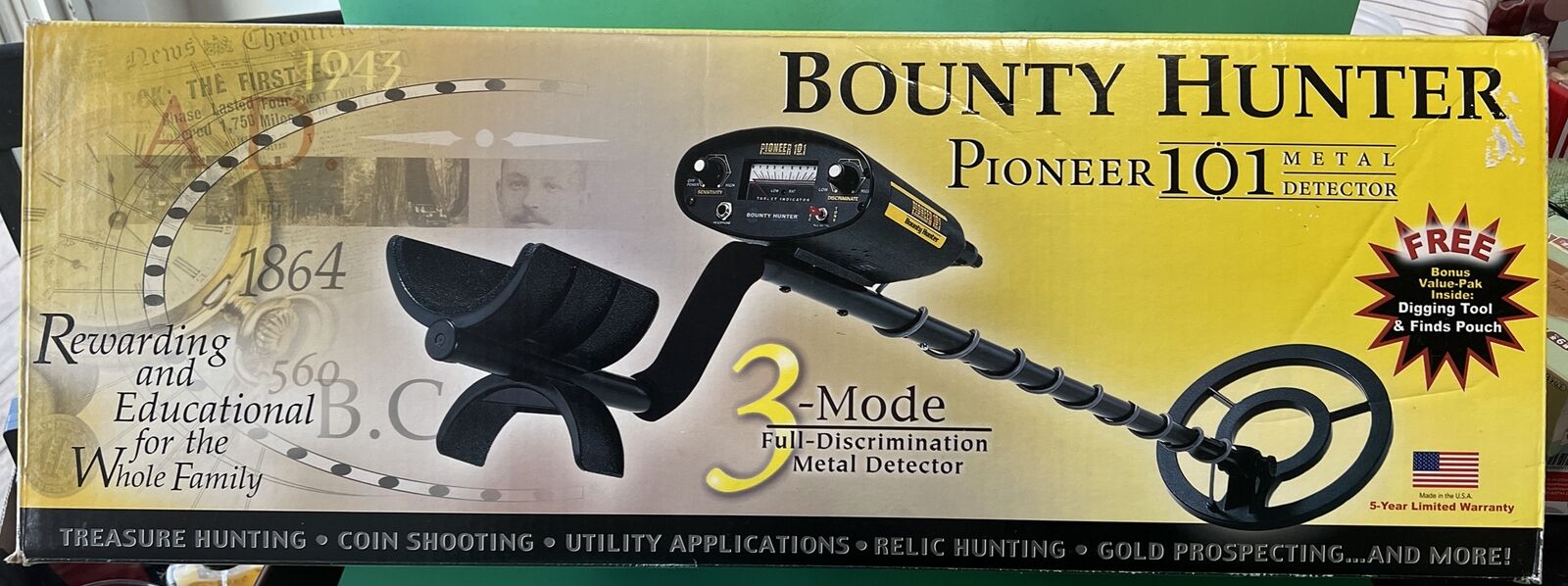 Vintage Metal Detector - Pioneer 101 Bounty Hunter 