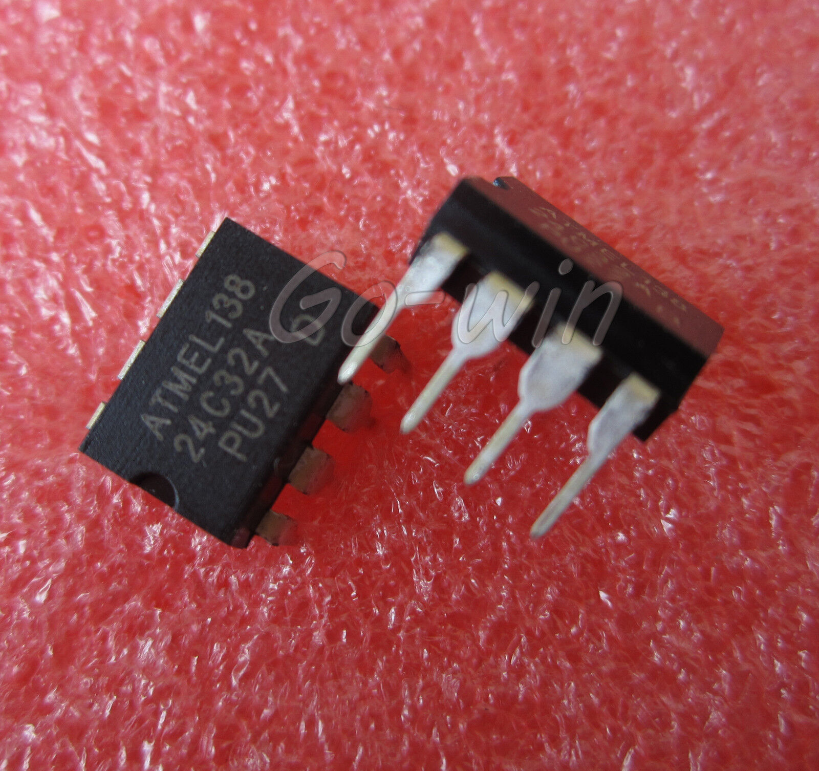 20PCS AT24C32 2-Wire Serial EEPROM Memory DIP NEW