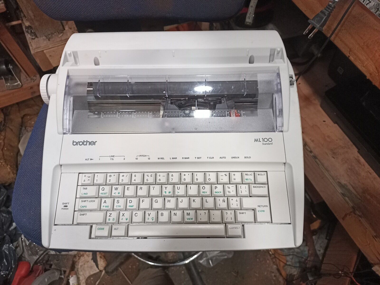 Vintage Brother ML100 Electronic Typewriter. Works & is in Excellent Condition