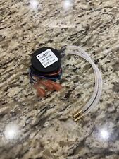 Johnson Controls Differential Pressure Transducer With Hoses DPT 2015-0 picture