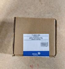 Johnson Controls T4002 203 Direct Acting Vertical Mounting Pneumatic Thermostat picture